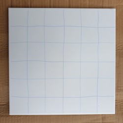VILLEROY & BOCH Enjoy 25 x 25 dlažba, matná biela s modrými čiarami, 3504KL50
